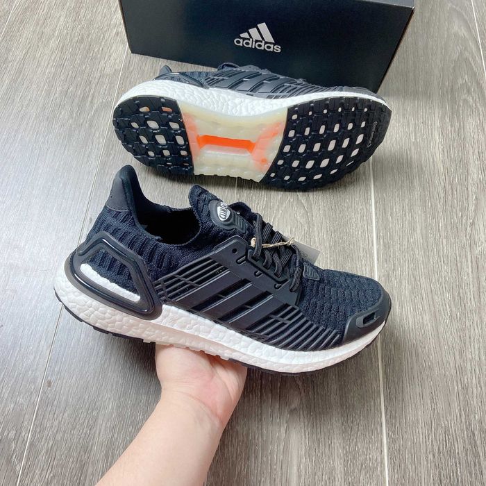 Оригинални дамски маратонки * ADIDAS ULTRABOOST Climacool *