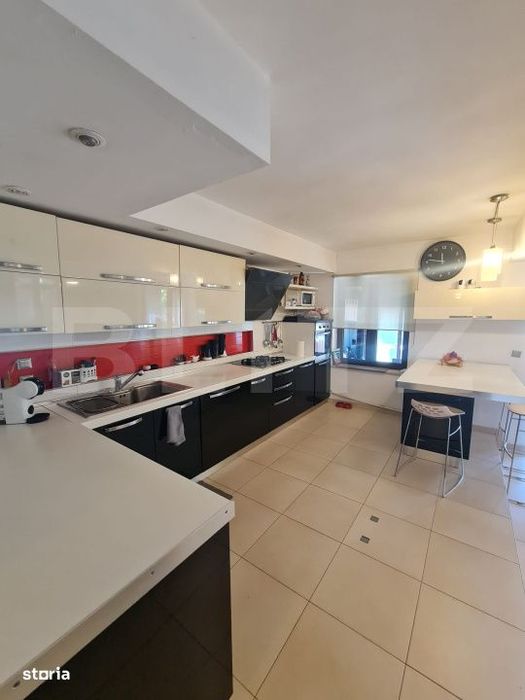 Casa individuala cu 4 camere, 520 mp de teren, zona cu acces restricti