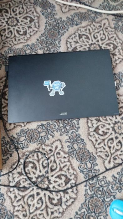 Продам ноутбук в отличном состоянии