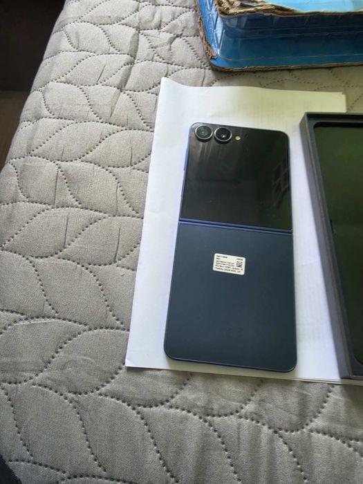 Samsung Galaxy Z Flip 7 256gb Shadow blue син