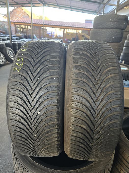 2 Броя 215/60/16 Michelin 6mm