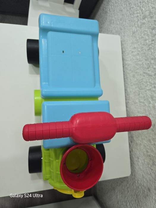 Фишър Прайс - кола за каране и бутане - Влакче