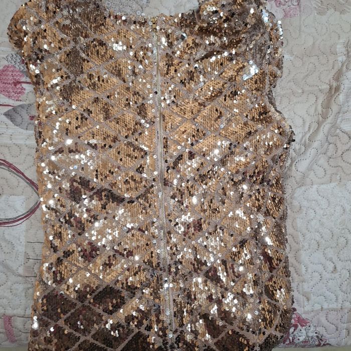 Жълта рокля къса