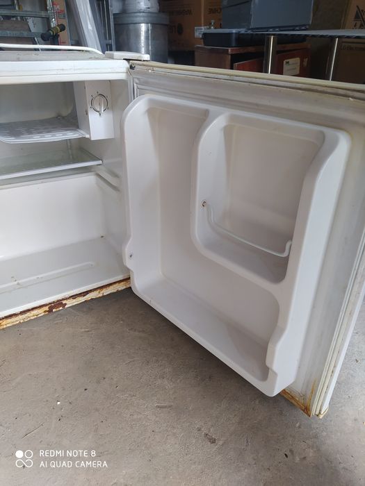 Холодильник маленкий