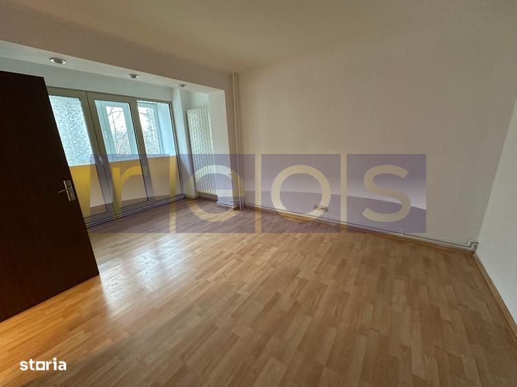 Vanzare 3 Camere | Decomandat | Zona Rond Alba Iulia — fotografia 3