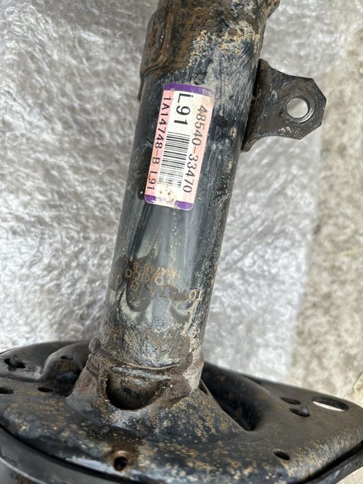 Стойки в сборе Camry 50