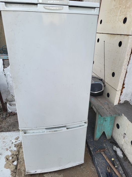 Продам холодильник