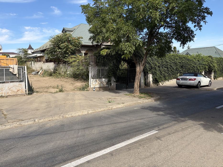 Teren de vanzare strada cezar.Toate utilitatile sunt deja pe teren