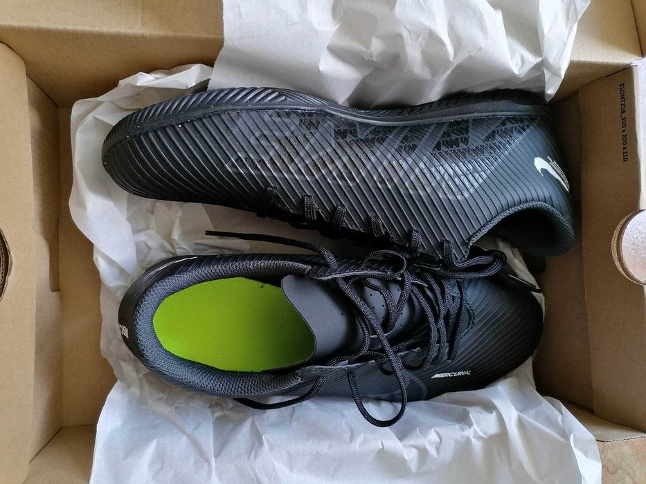 Vand ghete fotbal sală Nike Mercurial Vapor 15 Club IC marime: 42.5