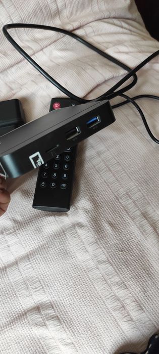 Tanix tv приставка сотилади