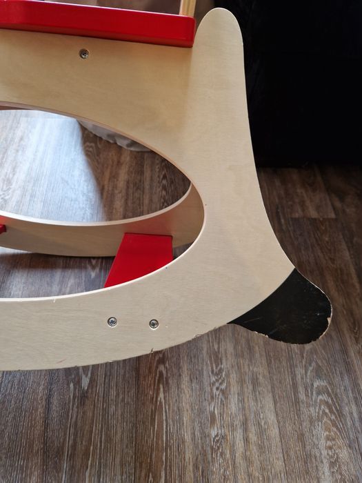 Дървено люлеещо се конче