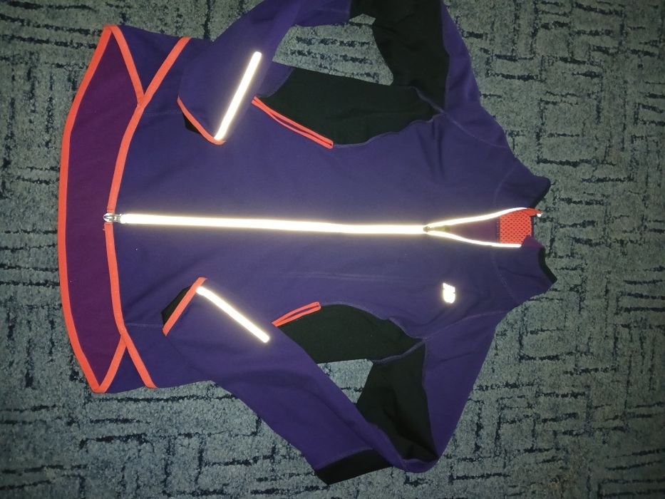 Оригинални Спортни горнища