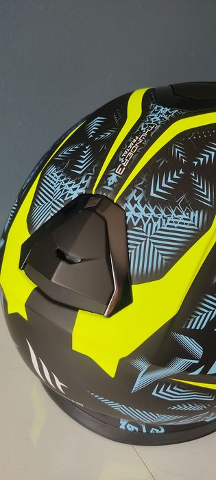 Каска за мотор MT Thunder3 SV, размер М