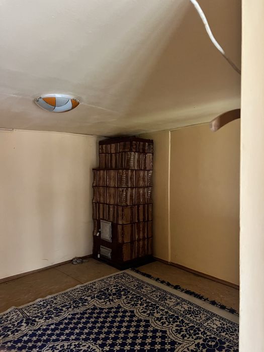 Casa cu teren de vânzare