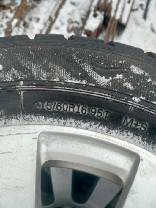 Продам диски с резиной р16 мерс