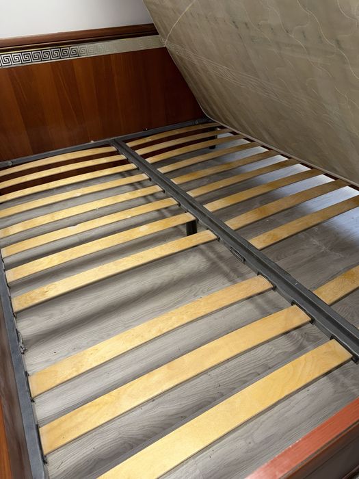 СРОЧНО продам кровать