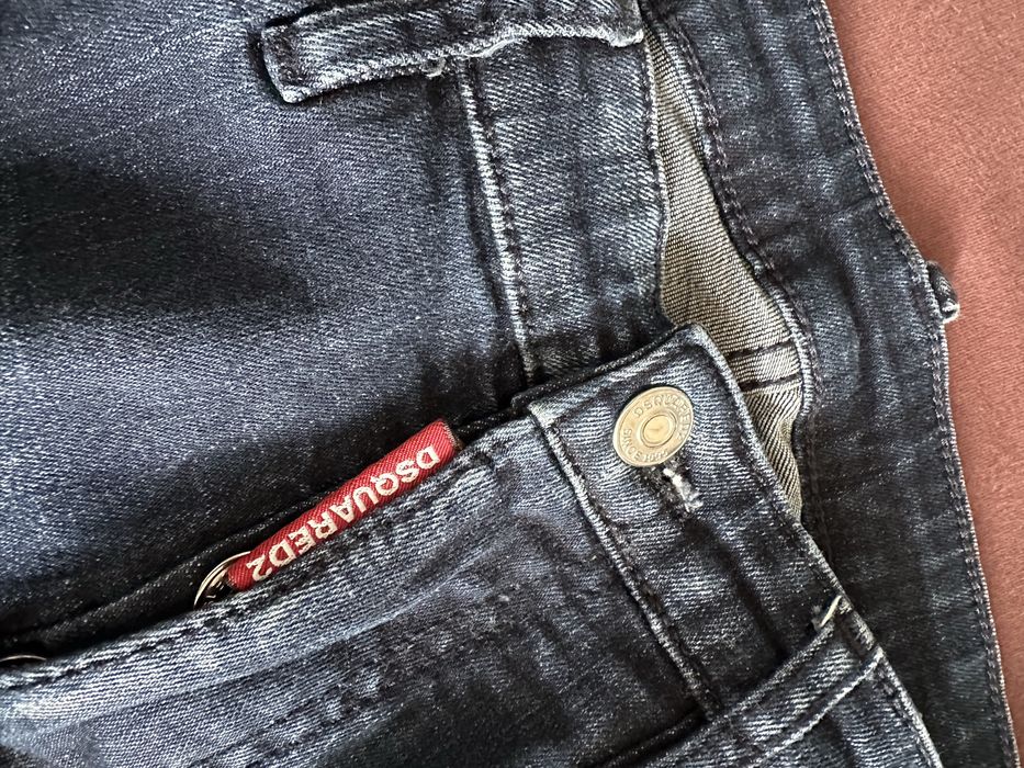Дънки Dsquared2 slim fit 44