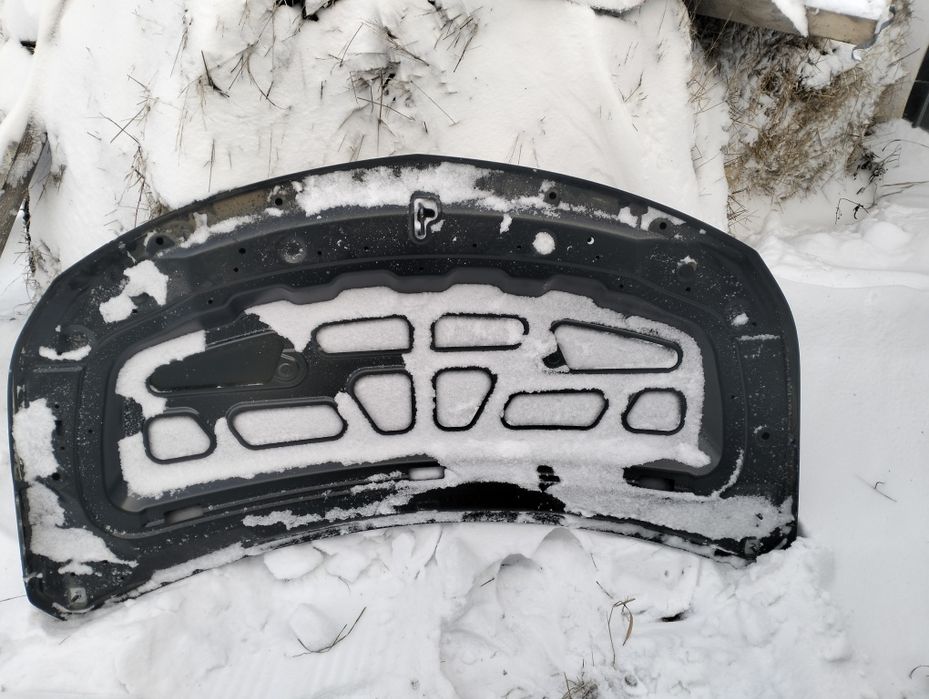 Продам капот Шевроле кобальт