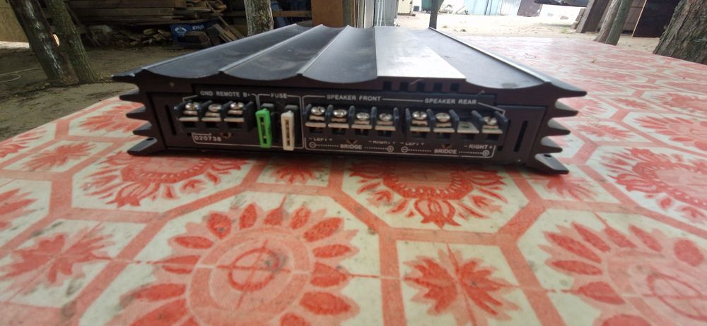 Vand amplificator auto