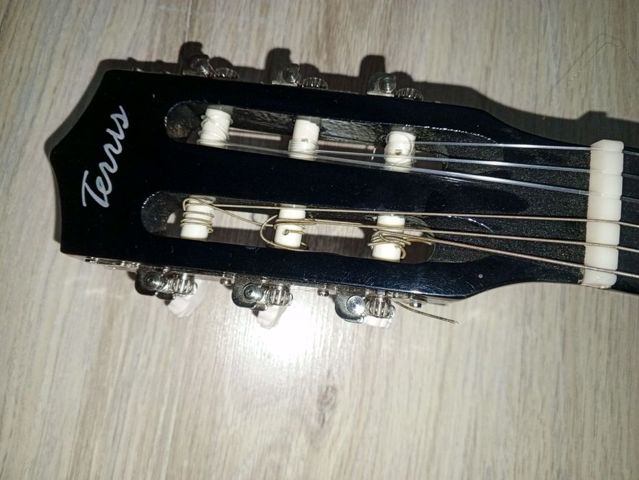 Гитара классическая