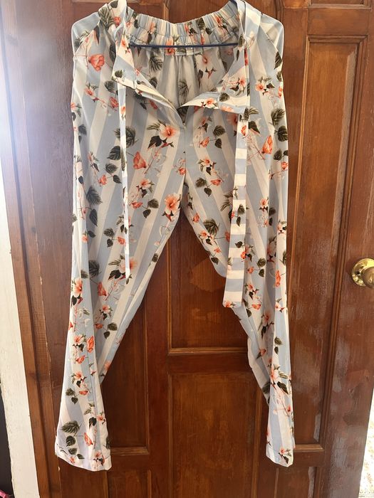 Много летних платьев. Все по 1000,