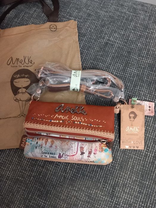 Чанта марка Aneke