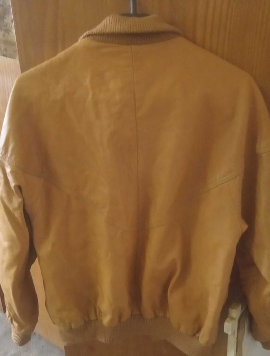 Geaca din piele naturala