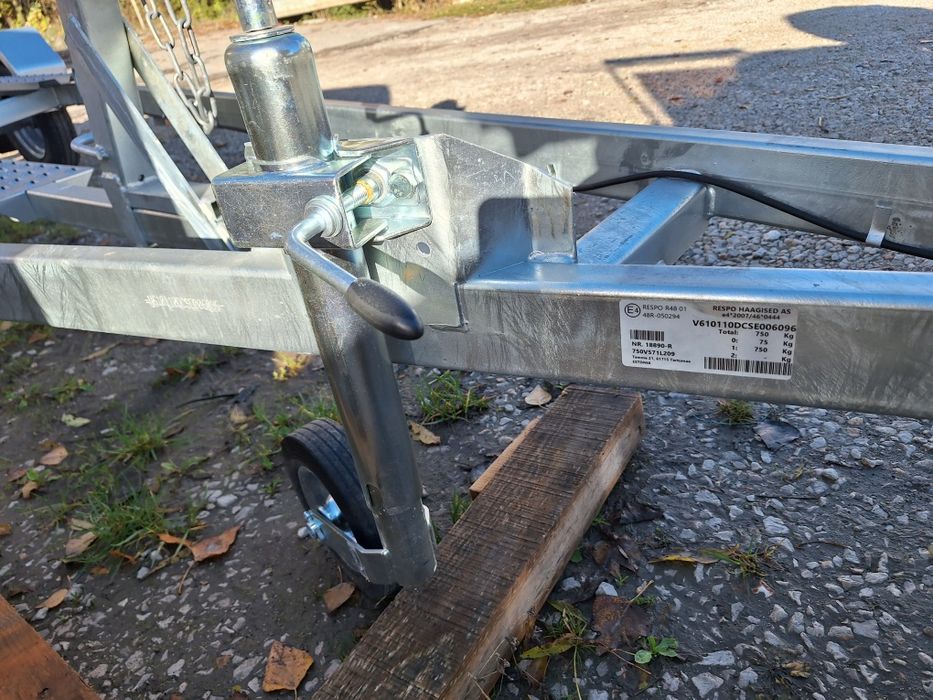 Колесар за лодка до 5.5м RESPO MULTIROLLER 750