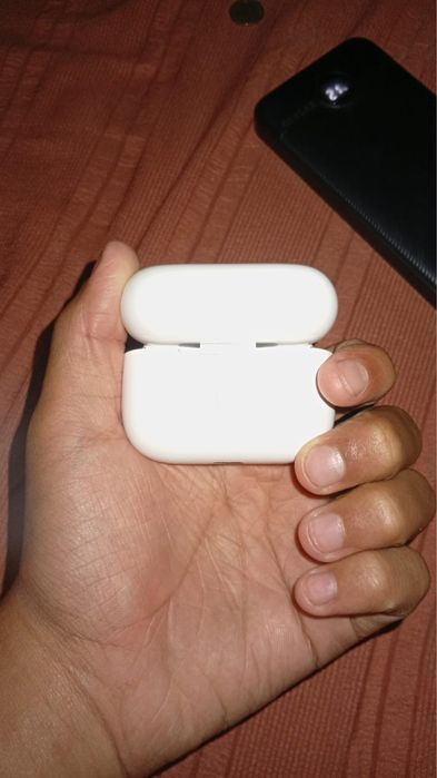 Продам AirPods про 2