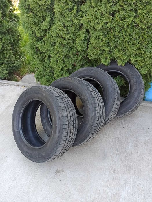Гуми Michelin 205 65 R15 DEFENDER