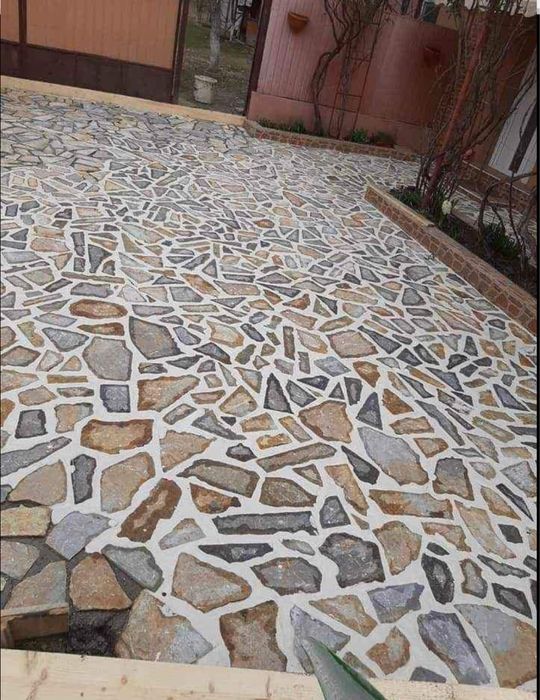 Vand si montez piatra