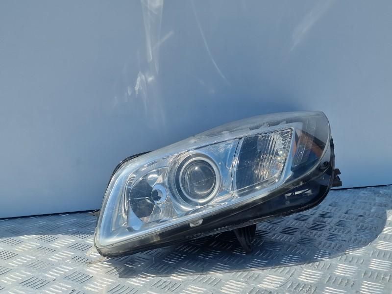 Far stanga bi xenon adaptiv Opel Insignia A