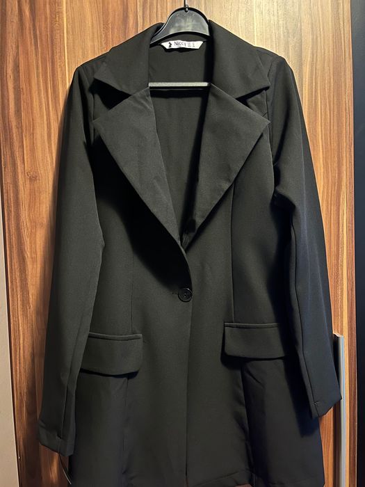 Елегантно черно сако