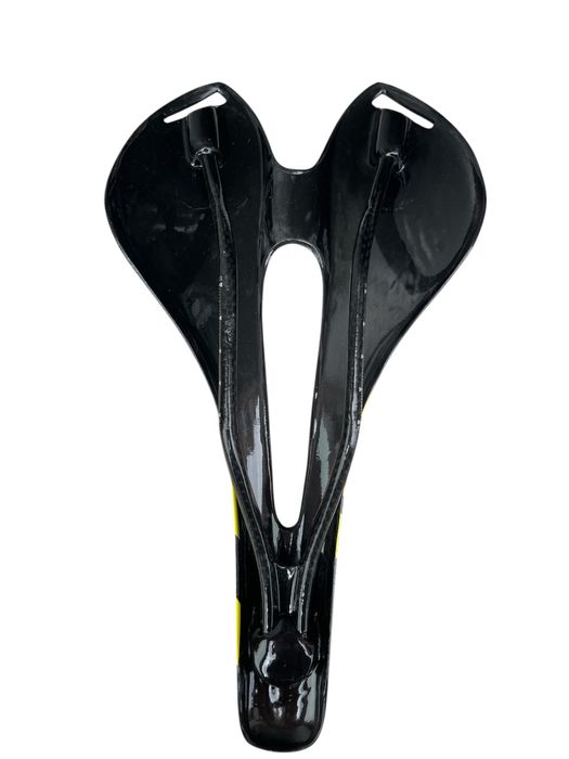 Седалка карбон за шосеен велосипед Carbon Pro