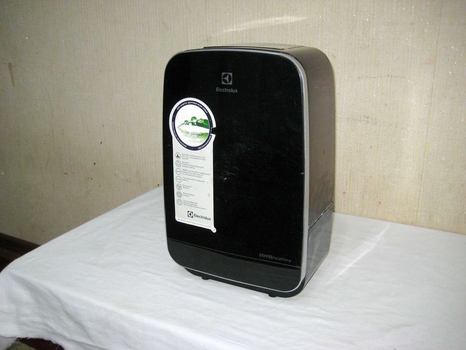 Havo tozalagich namlagich apparati Electrolux5lt yahshi ishlidigan hol