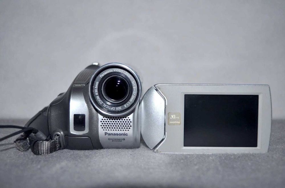 camera cu casete minidv panasonic