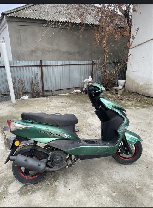 Мопед скутер м 8