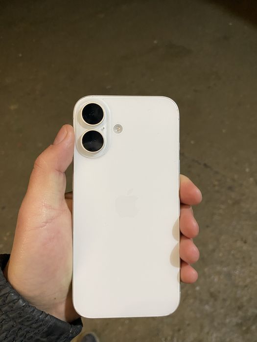 Айфон 16 идеал сост