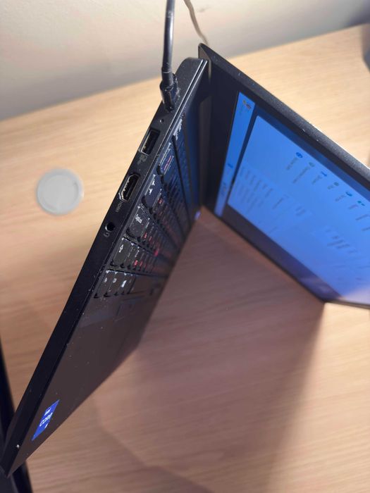 Lenovo Thinkpad E15 / i5-11Gen / 16GB RAM / 512GB NVMe / Win 11