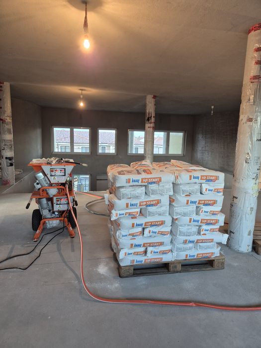 Servici de finisaje cu pompa de glet