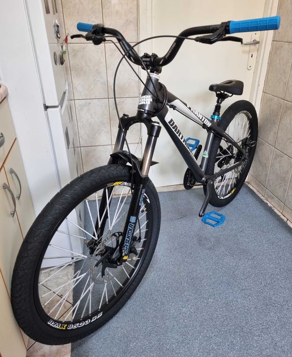26" DARTMOOR Phantom World Class 4X