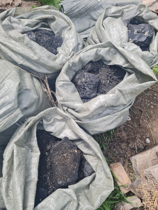 Продам уголь мешок 700