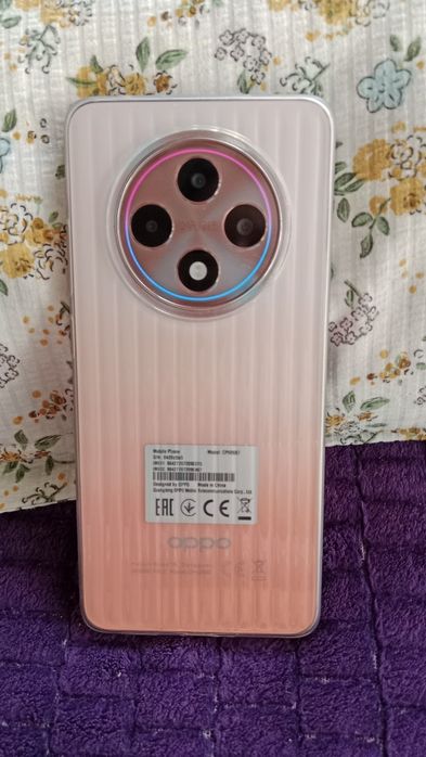 Продам OPPO Reno12F