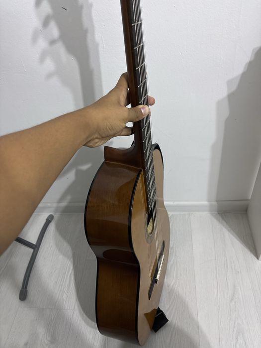 Yamaha C40 гитара