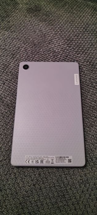 Таблет Lenovo Tab M8