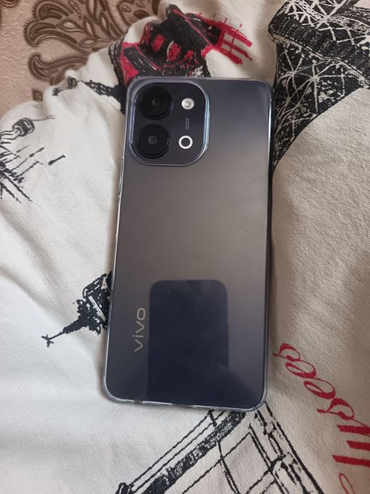 Продам новый телефон vivo