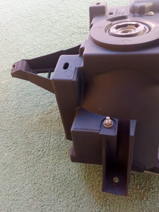 Туманка на тойота 200