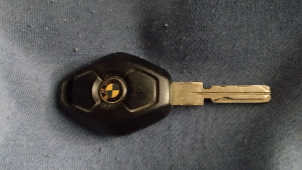 BMW E39 датчик тормозных колодок и ключ от e39