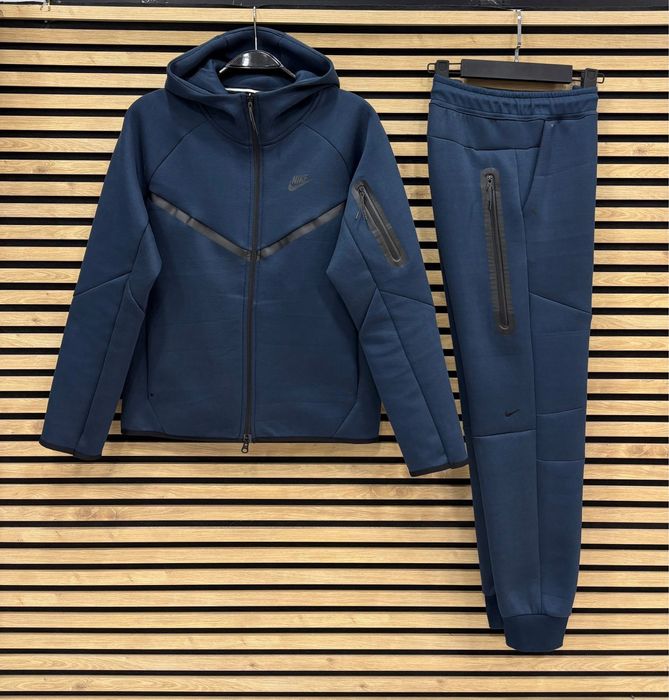 Nike tech calitate premium