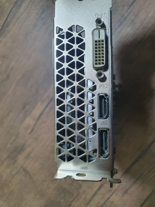 GTX 1650 4GB зур холатда